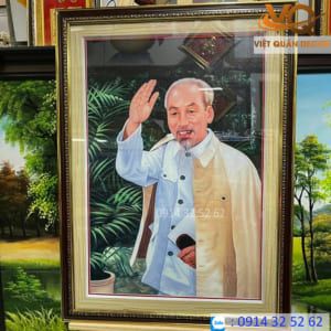 tranh-anh-bac-ho-vay-tay-chao