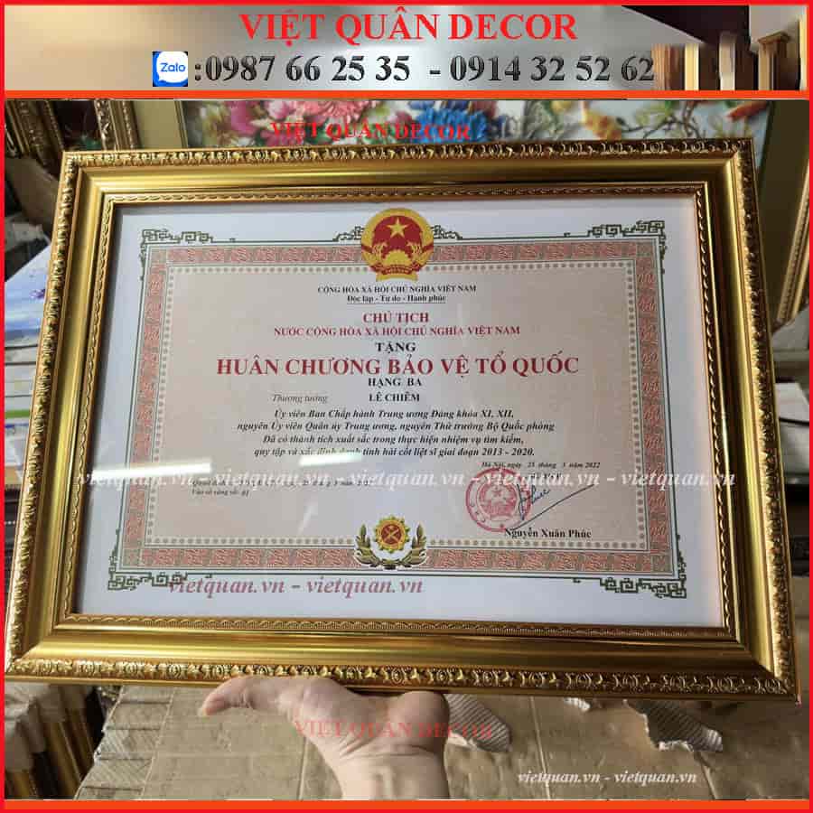 khung-tranh-a3-mat-kinh