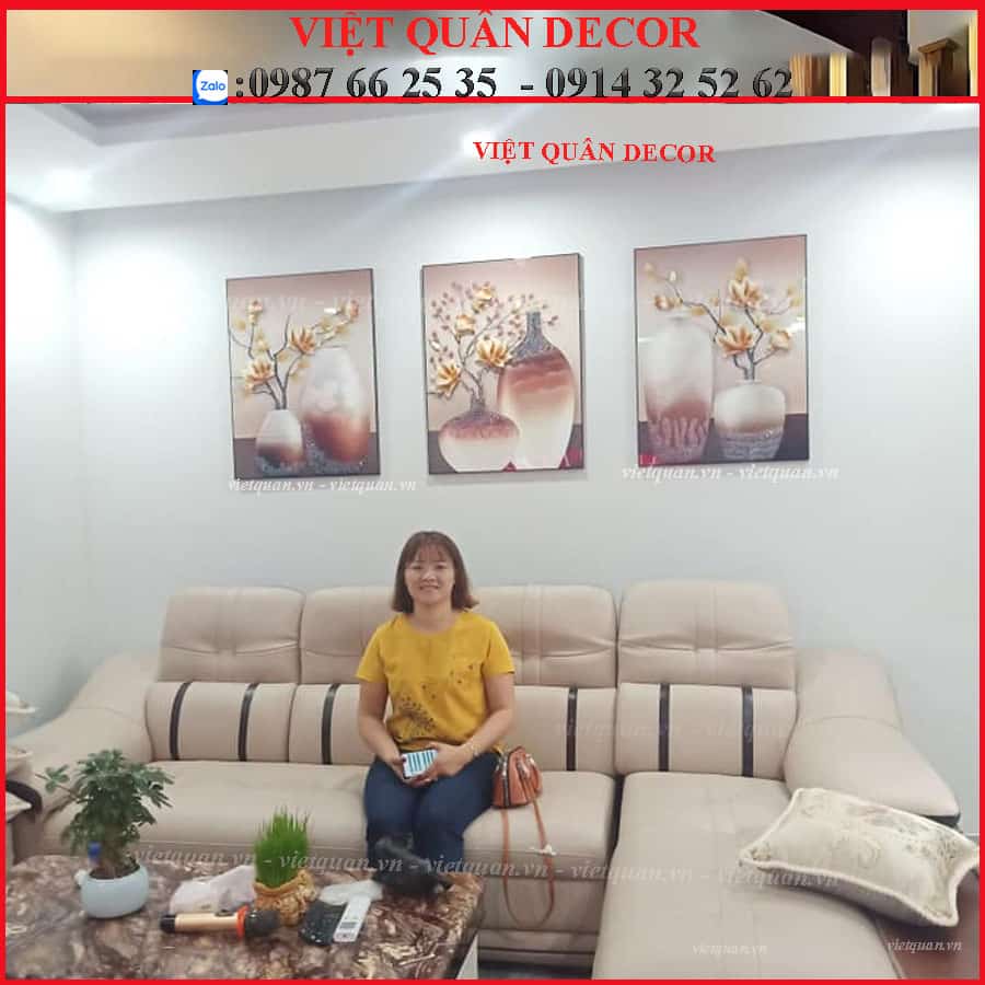 tranh-treo-tuong-phong-khach-dep-o-da-nang