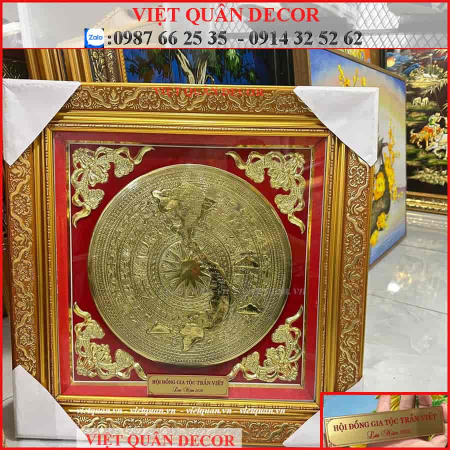 tranh-mat-trong-dong-treo-tuong-da-nang