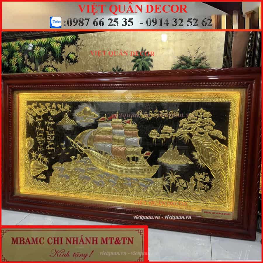 tranh-qua-tang-khai-truong-tai-da-nang